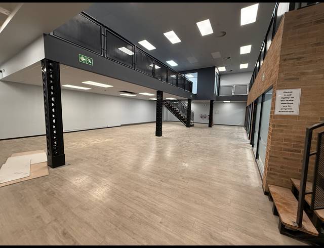 626M² OFFICE TO LET IN ROSEBANK